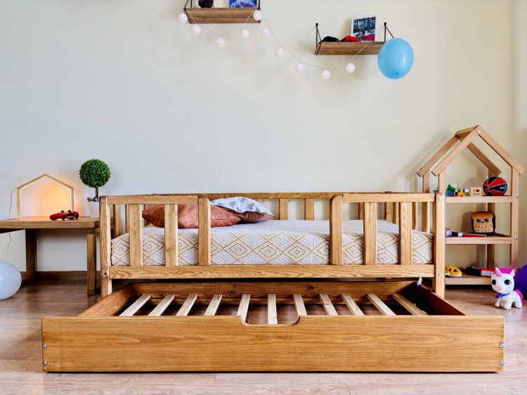 kids bed, wooden kids bed, solid pine kids bed, kids bed with trundle, trundle bed for kids, pull out trundle bed, toddler bed wooden, children’s single bed, kids bedroom bed, Montessori kids bed, wooden toddler bed, pine wood bed