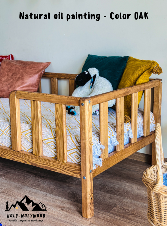 skandynawskie Łóżko dziecięce tipi domek z nóżkami podłogowe z barierką zabezpieczającą z zabezpieczeniem przed wypadnięciem pojedyńcze Montessori teepee house z drewna solidnego litego dla dzieci solid wood toddler floor bed montessori with legs