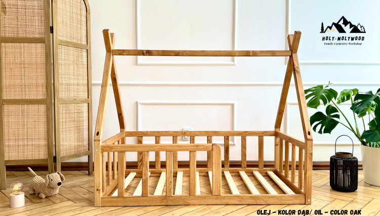 łóżko wigwam tipi dziecięce łóżko domek dla dziecka  Montessori  łóżko podłogowe dla dziecka  drewniane w stylu Montessori  łóżko dziecięce wigwam  łóżko dla malucha Montessori  łóżko skandynawskie dziecięce  bezpieczne łóżko dla dziecka z barierką