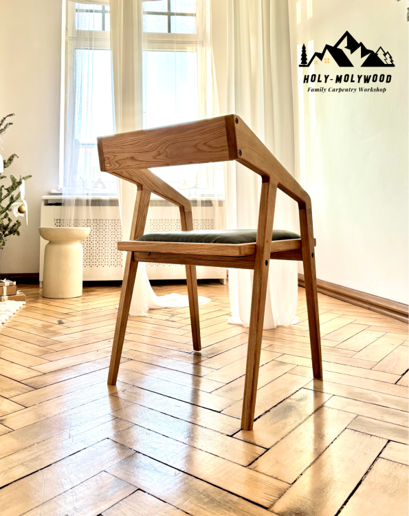 krzesło dębowe, krzesło z litego drewna, siedzisko skórzane, nowoczesne krzesło designerskie, ręczna produkcja, masywne krzesło drewniane